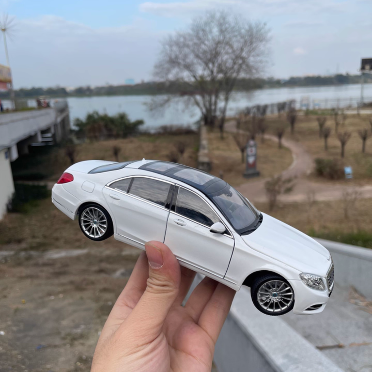 Пользовательский номерной знак 1:24 Mercedes-Benz S-Class Симуляционная модель автомобиля из сплава