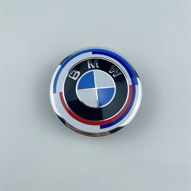 BMW wheel center cap, 50th Anniversary tricolor edition