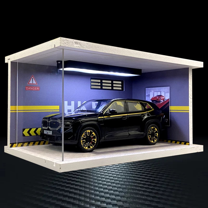 Black 1:24 BMW XM diecast model – LED Luxury Garage B – Blue Workshop