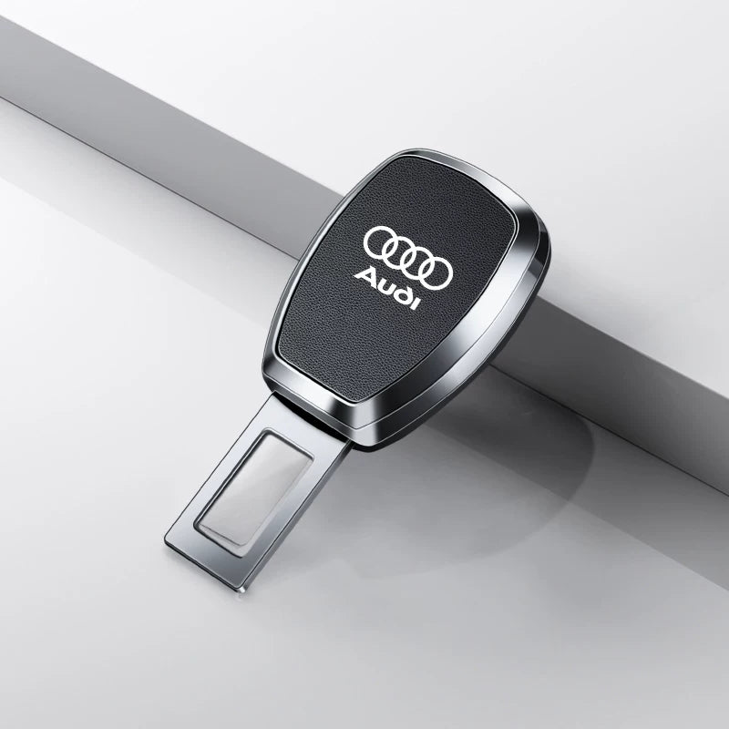 Audi Signature Seat Belt Extender – Nappa-Grain Chrome Edition