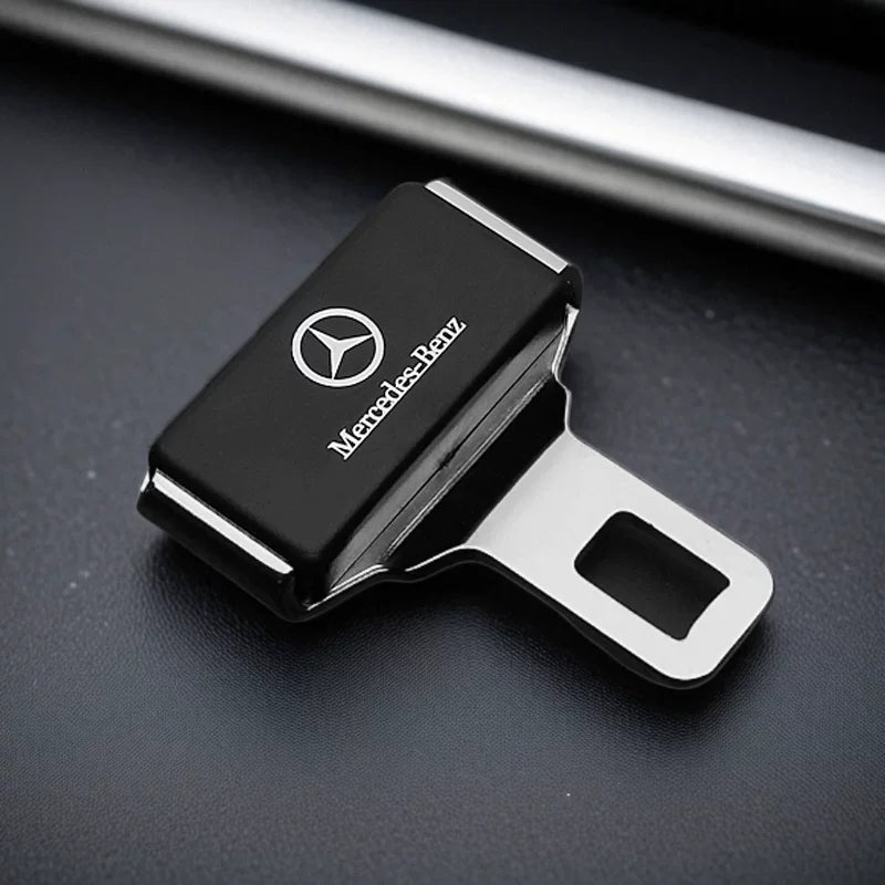 Mercedes-Benz seat belt buckle clip in piano black