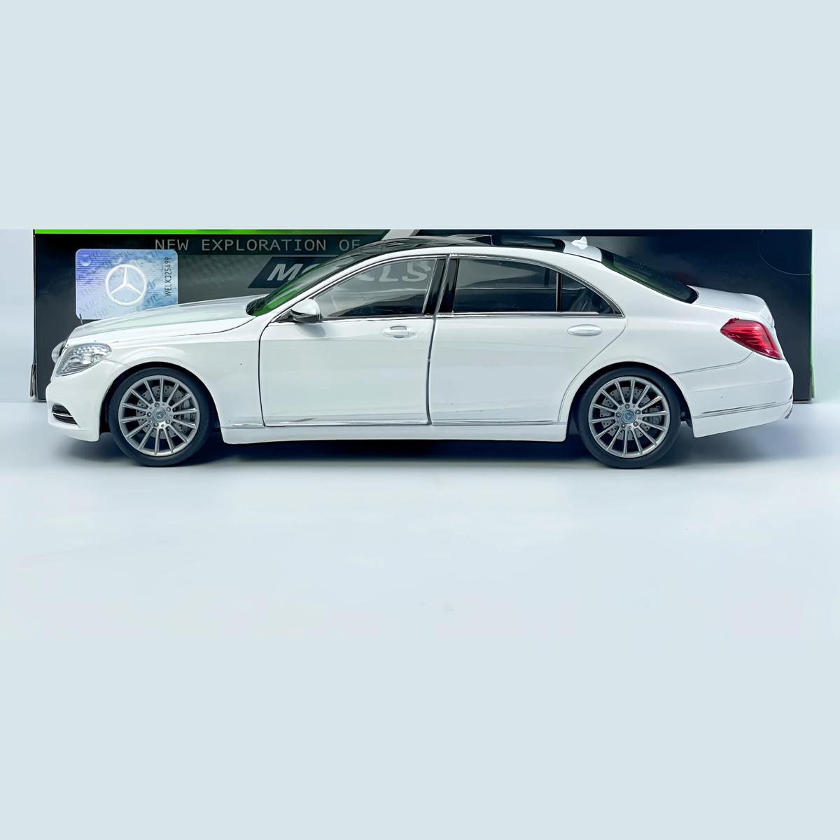 Пользовательский номерной знак 1:24 Mercedes-Benz S-Class Симуляционная модель автомобиля из сплава