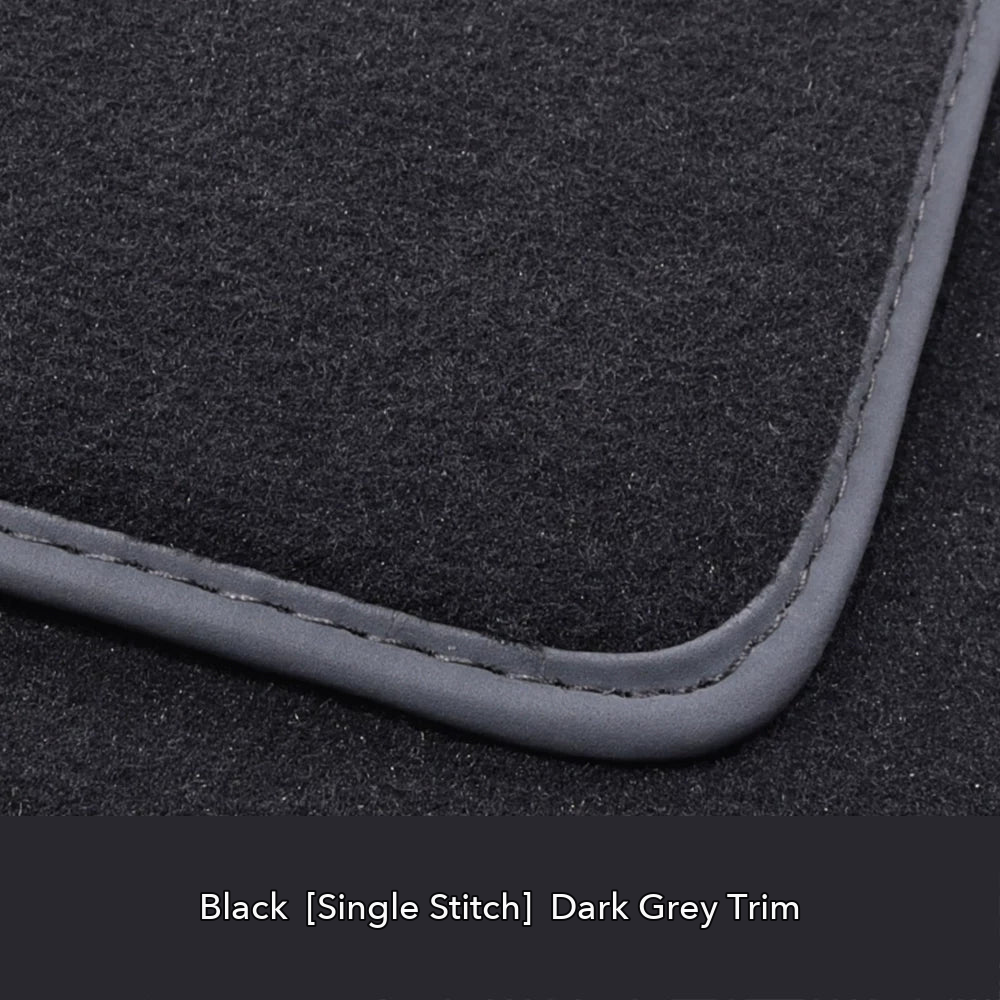 Audi velour floor mat edge detail – Black – Dark Grey Trim